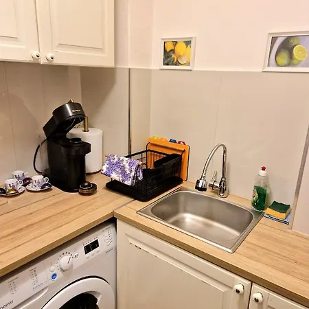 Sara -mikolajska - Rynek - Netflix Hydromassage * Krakow