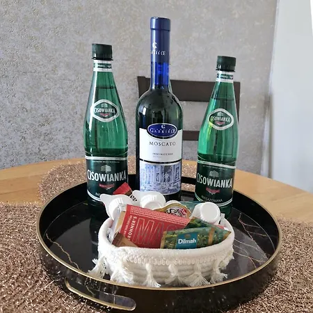 Sara -mikolajska - Rynek - Netflix Hydromassage アパート