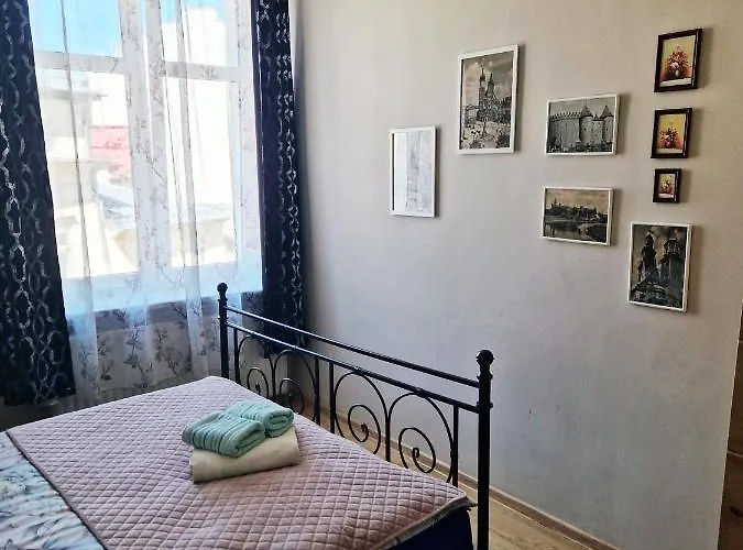 Sara -mikolajska - Rynek - Netflix Hydromassage * كراكوفيا