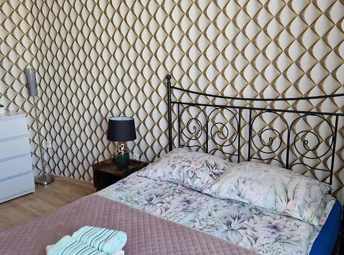 Sara -mikolajska - Rynek - Netflix Hydromassage