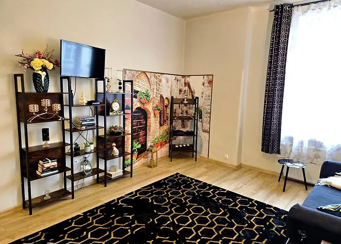 Sara -mikolajska - Rynek - Netflix Hydromassage كراكوفيا