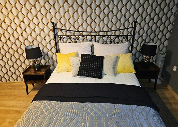 Sara -mikolajska - Rynek - Netflix Hydromassage شقة