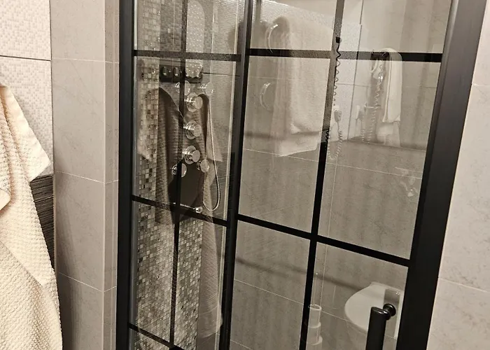 Sara -mikolajska - Rynek - Netflix Hydromassage