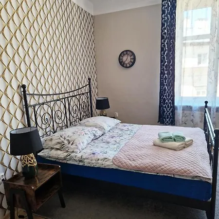 Sara -mikolajska - Rynek - Netflix Hydromassage